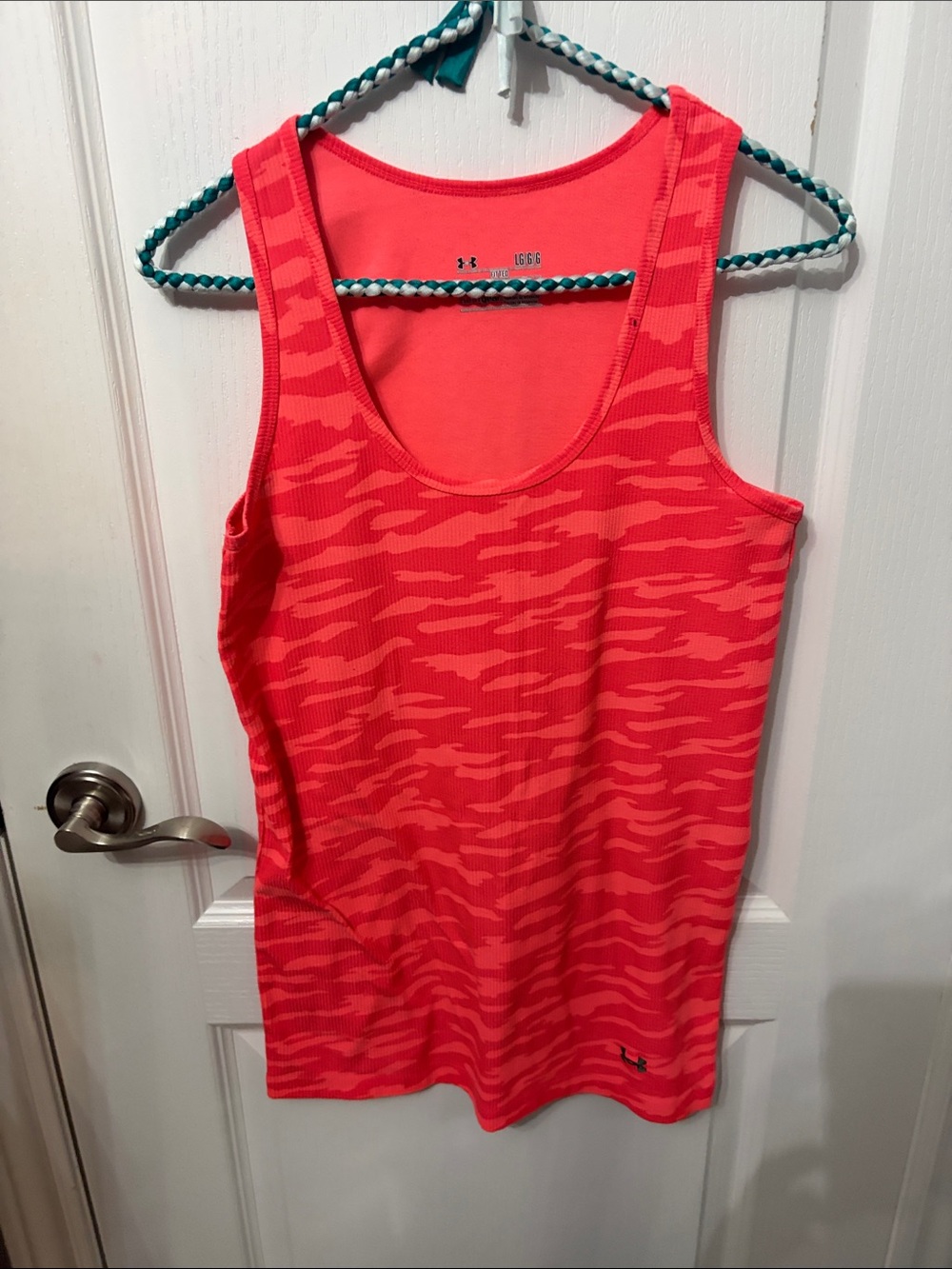 Under Armour Women's Coral Camo Performance Tank Top